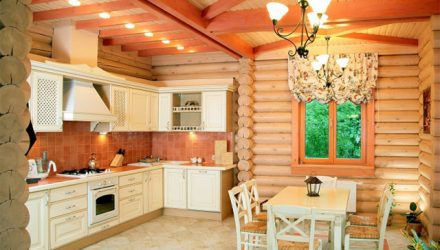 Безопасный монтаж проводки в деревянном доме