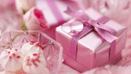 Что подарить сестре на день рождения: 5 идей