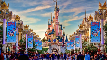 Как сэкономить на поездке в Диснейленд?