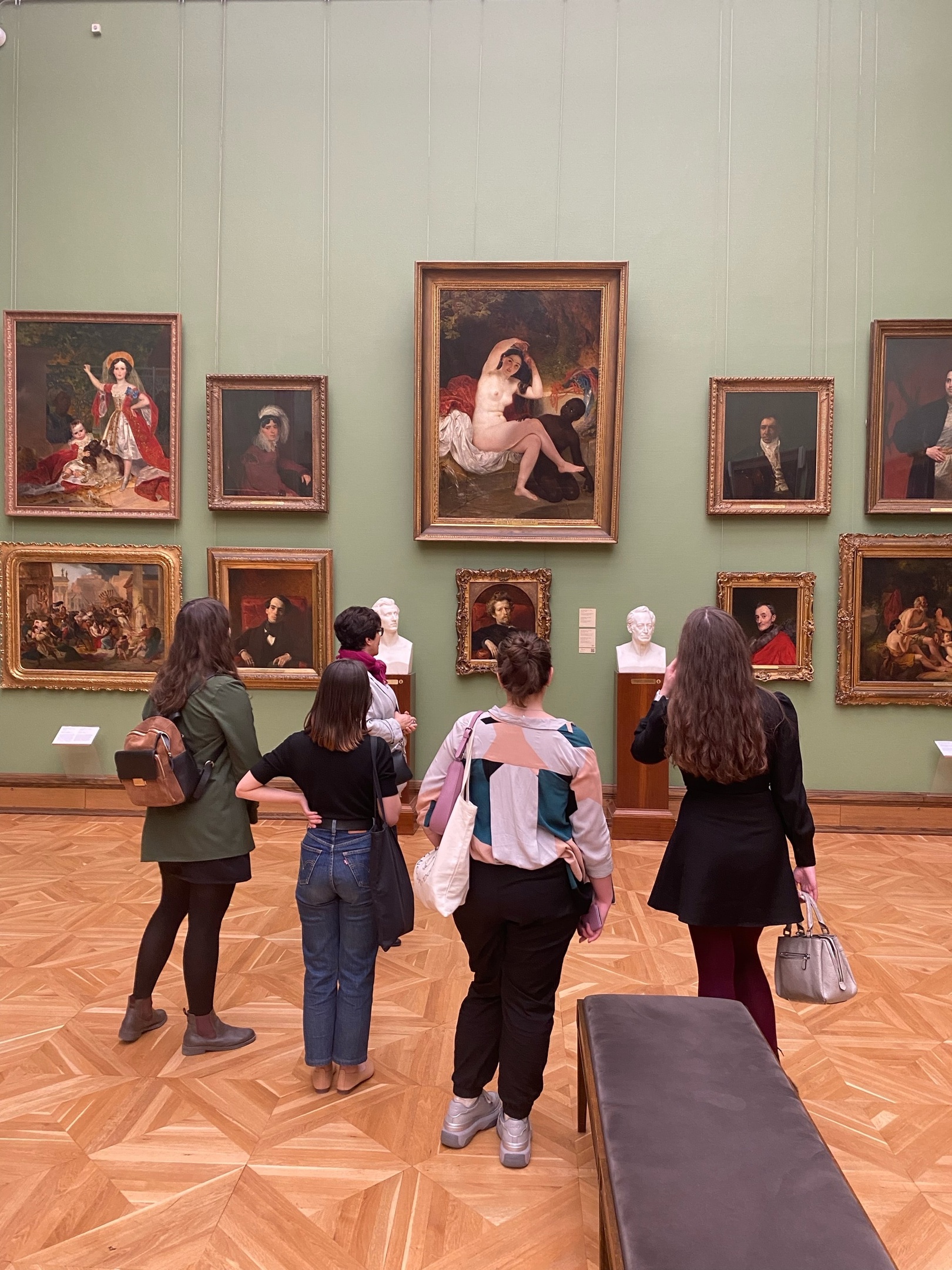 Поездки на культурные выставки