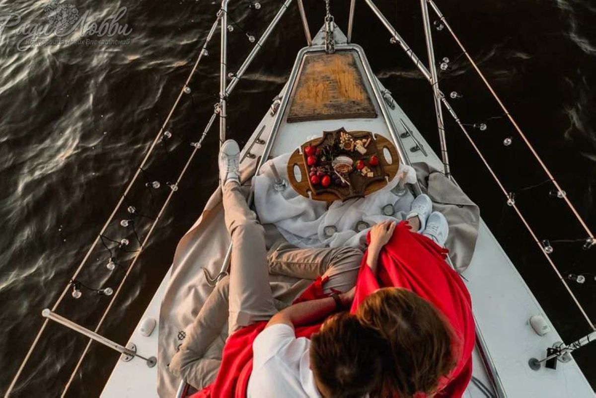 Путешествие на яхте: романтика